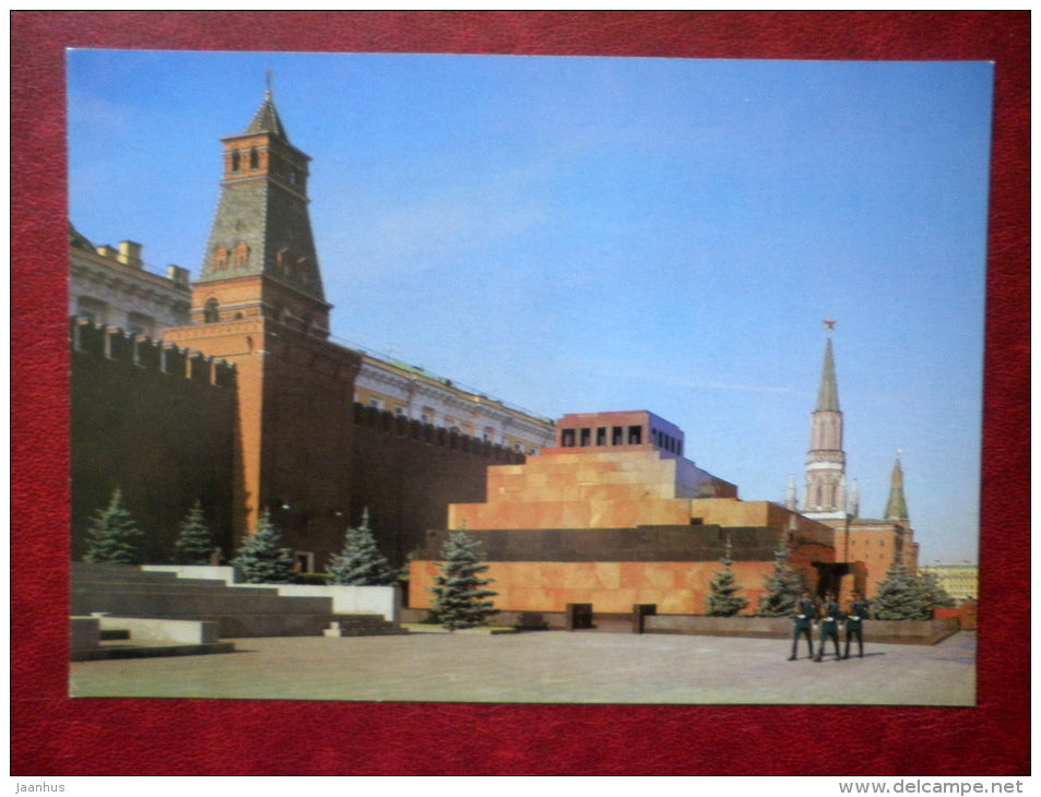 The Lenin Mausoleum by the Kremlin Wall - The Moscow Kremlin - Moscow - 1980 - Russia USSR - unused - JH Postcards