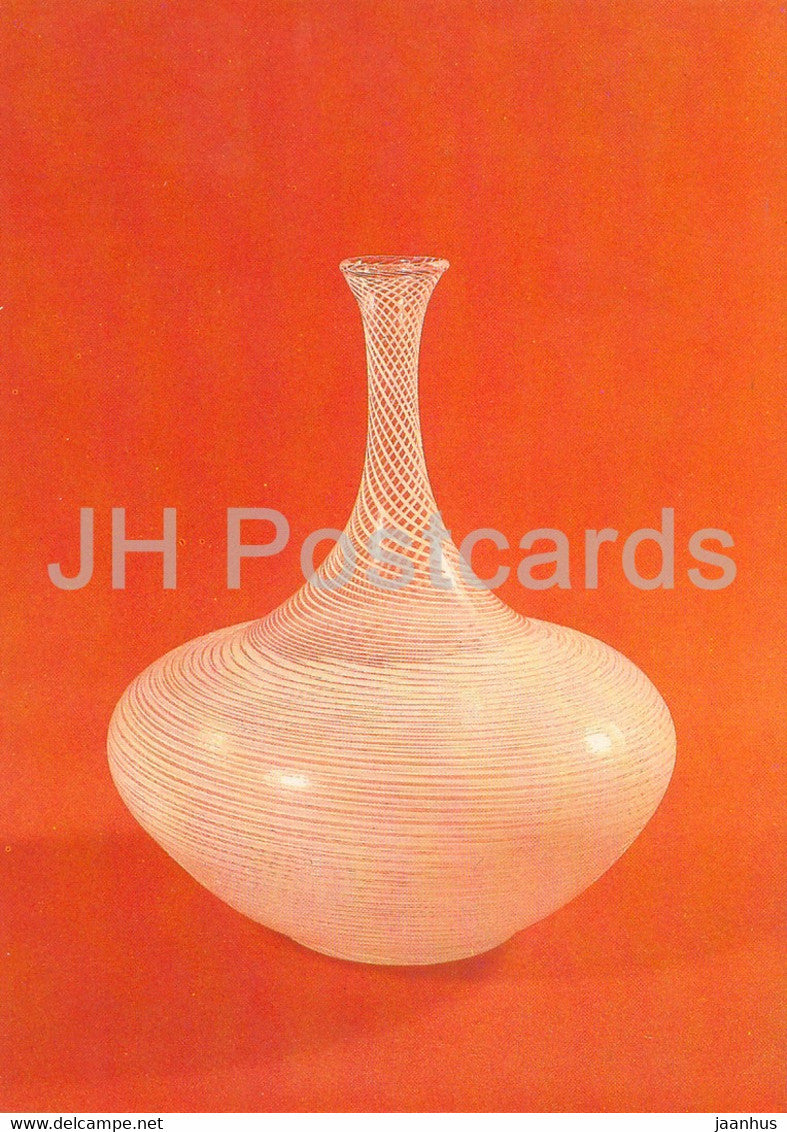 Vase aus weissem Fadenglas - glass - Museum fur Glaskunst Lauscha - DDR Germany - unused - JH Postcards