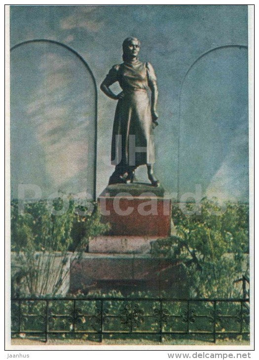 Salomejos Neries grave - Kaunas - 1956 - Lithuania USSR - unused - JH Postcards