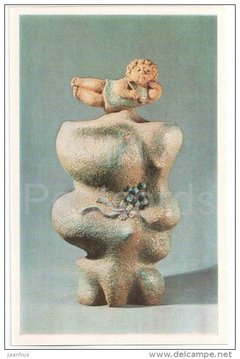 M. Valk - Decorative Scupture , Cupid , 1972 - ceramics - Tapestries and Ceramics in Soviet Estonia - unused - JH Postcards