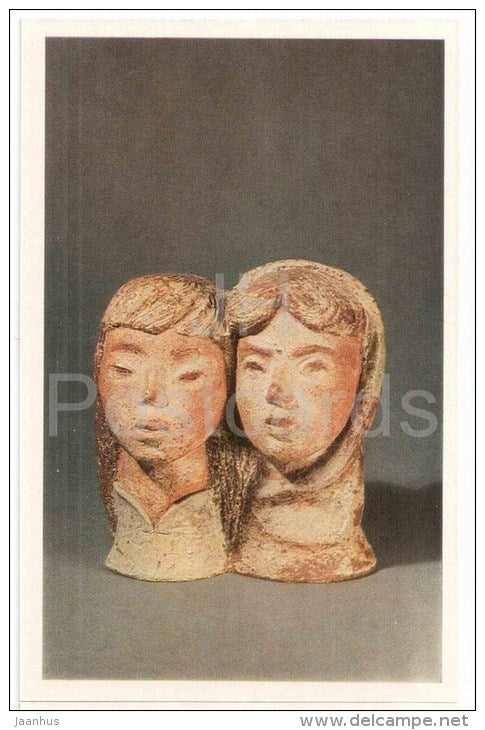 E. Pilpuu - Double Portrait , 1963 - ceramics - Tapestries and Ceramics in Soviet Estonia - unused - JH Postcards