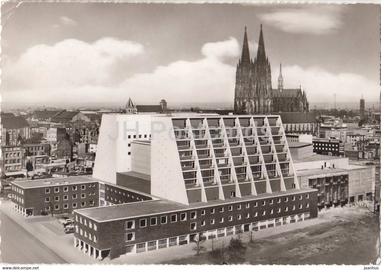 Koln am Rhein - Neues Opernhaus mit Dom - opera - cathedral - 1964 - Germany - used - JH Postcards