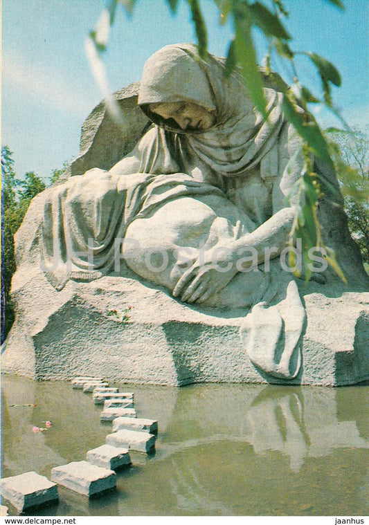 Volgograd - Mamayev Kurgan - Mourning Mother sculpture - 1981 - Russia USSR - unused - JH Postcards