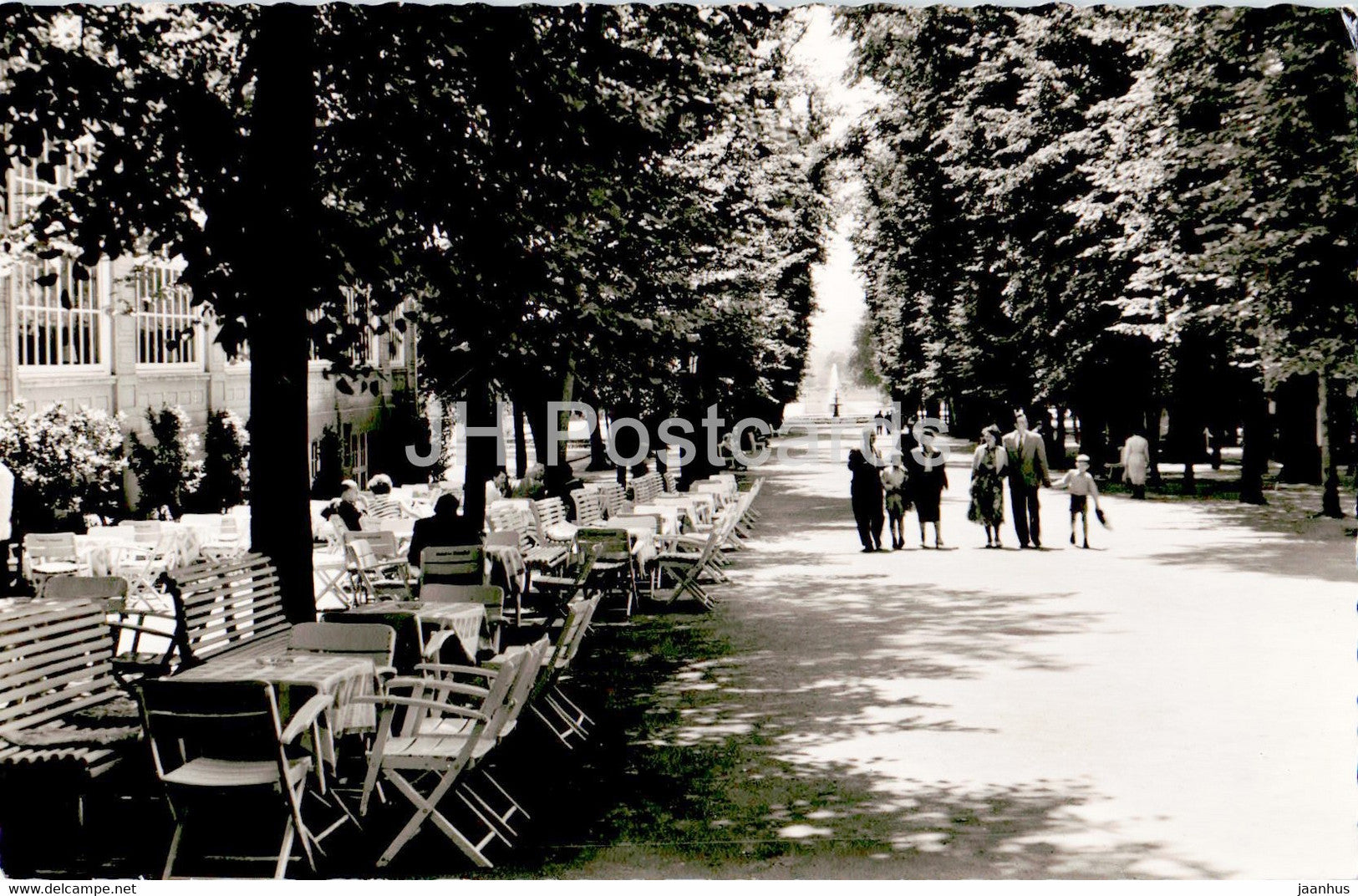 Bad Pyrmont - Hauptallee mit Fontane - old postcard - Germany - unused - JH Postcards