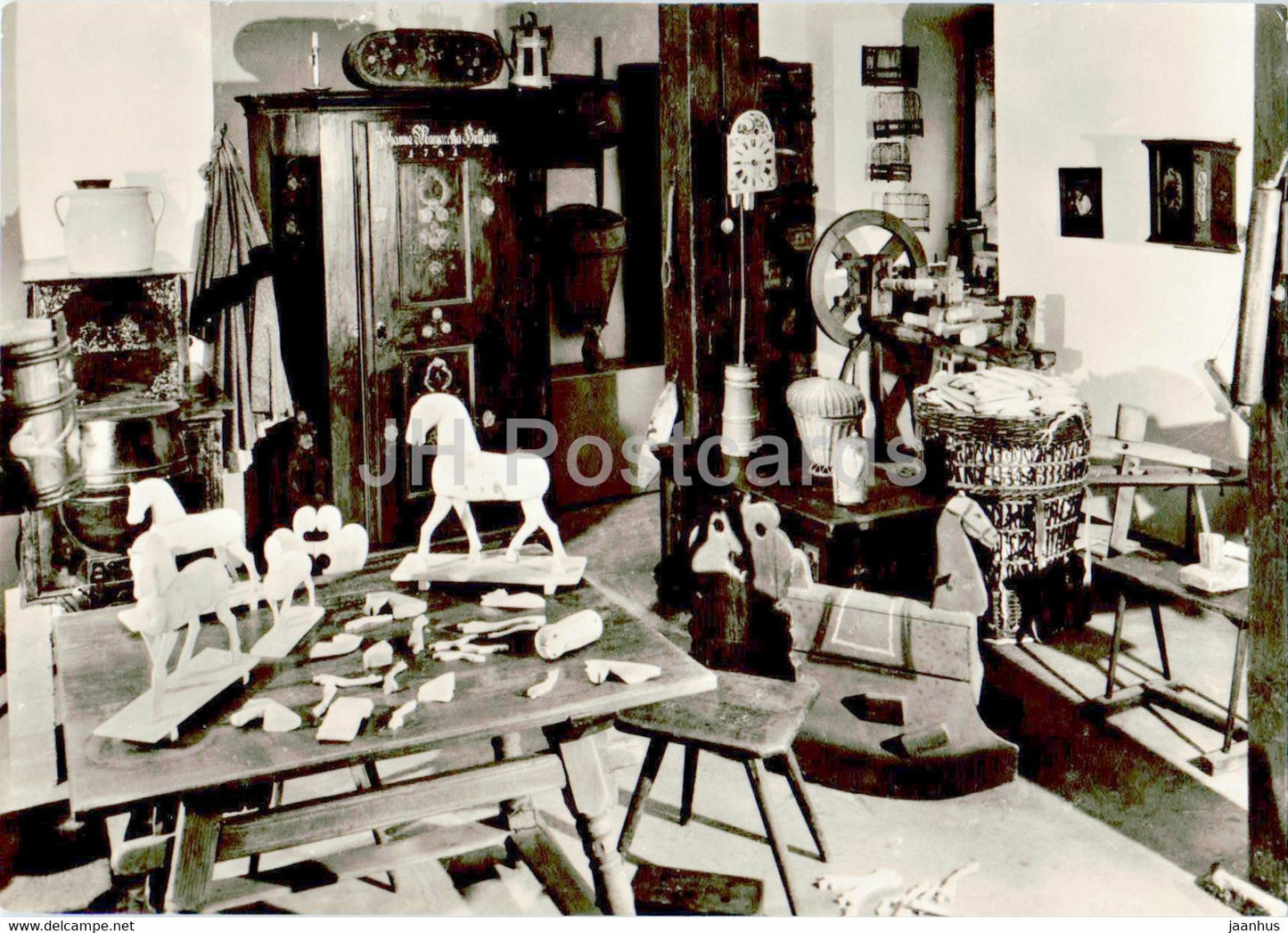 Schleusingen - Austellungszentrum - Schnitzerstube - horse toys - Germany DDR - unused - JH Postcards