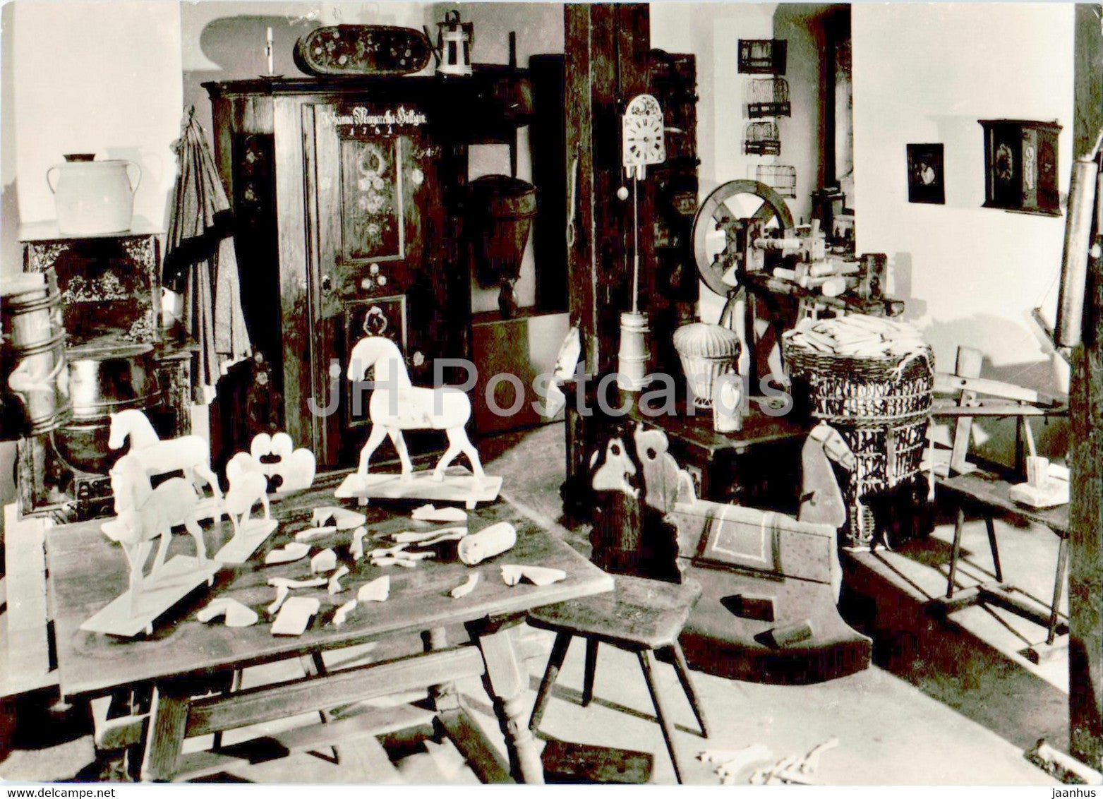 Schleusingen - Austellungszentrum - Schnitzerstube - horse toys - Germany DDR - unused - JH Postcards