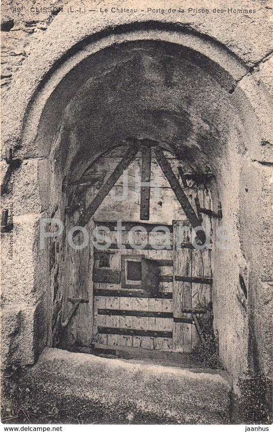 Clisson - Le Chateau - Porte de la Prison des Hommes - prison - castle - old postcard - France - unused - JH Postcards