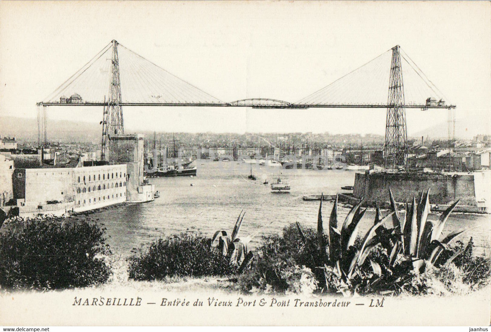 Marseille - Entree du Vieux Port & Pont Transbordeur - old postcard - France - unused - JH Postcards