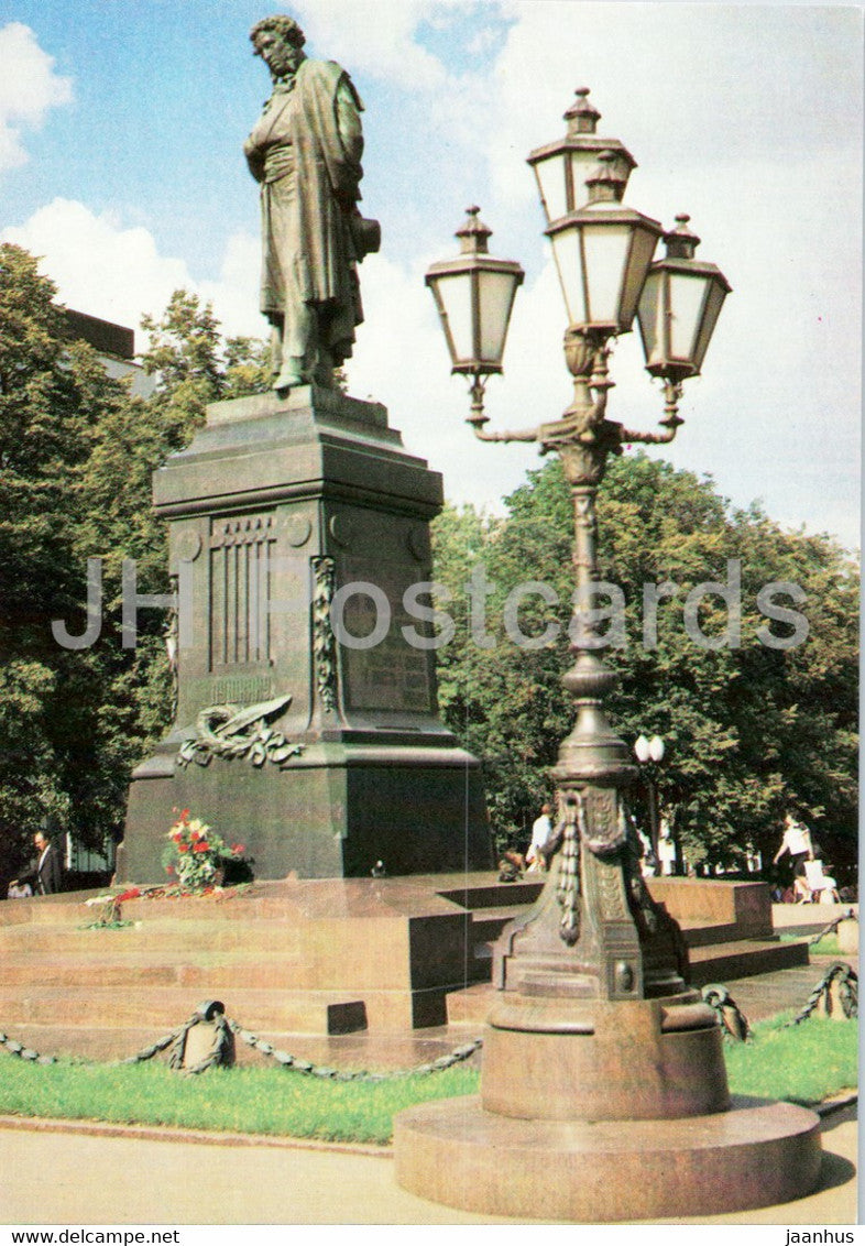 Moscow - monument to Russian poet Pushkin - 1986 - Russia USSR - unused - JH Postcards