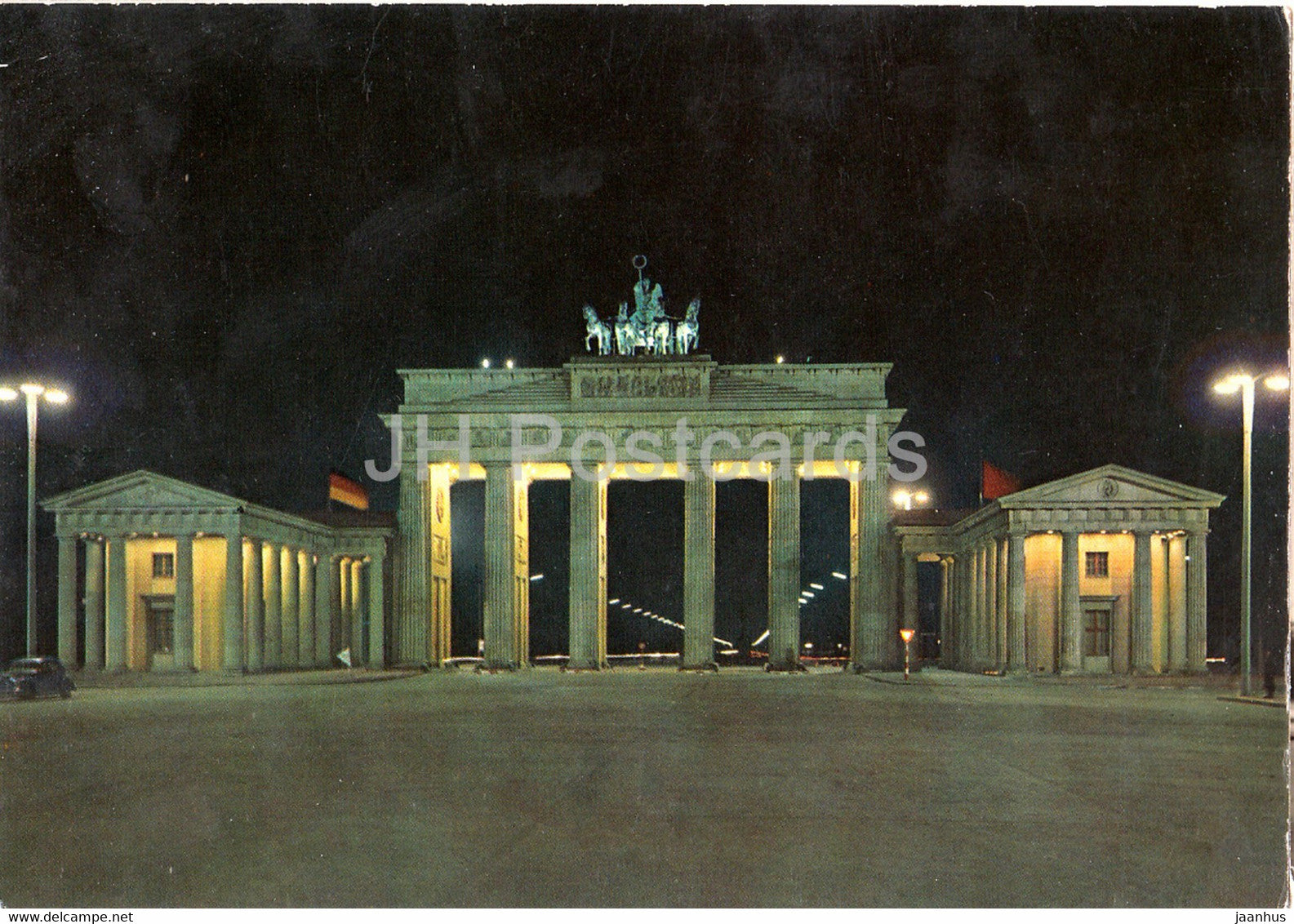 Berlin - Branderburger Tor - 8026 - Germany - unused - JH Postcards