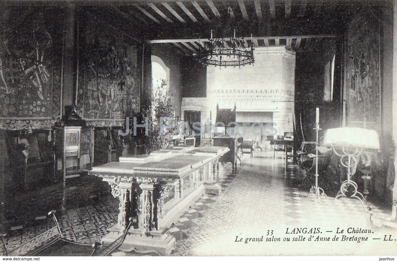 Langeais - Le Chateau - Le Grand Salon ou Salle d'Anne de Bretagne - castle - 33 - old postcard - France - unused - JH Postcards