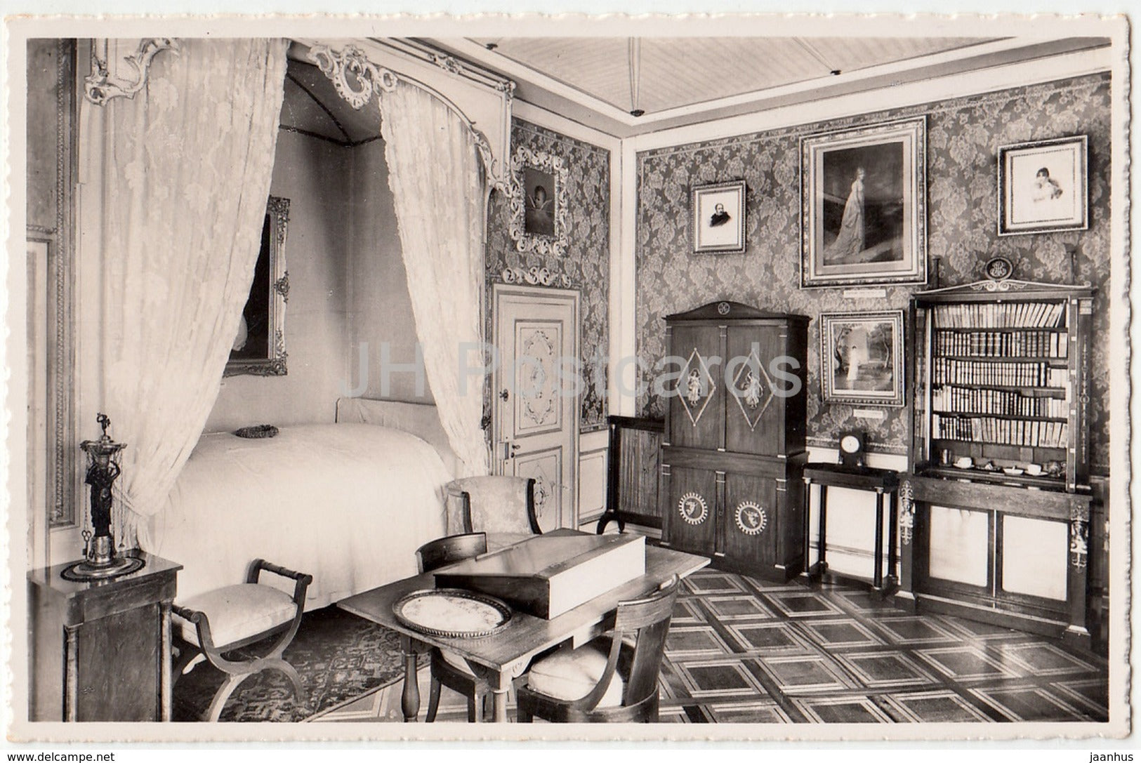 Schloss Arenenberg - Napoleon-Museum - castle - museum - Sterbezimmer der Konigin Hortense - Switzerland - 1947 - used - JH Postcards