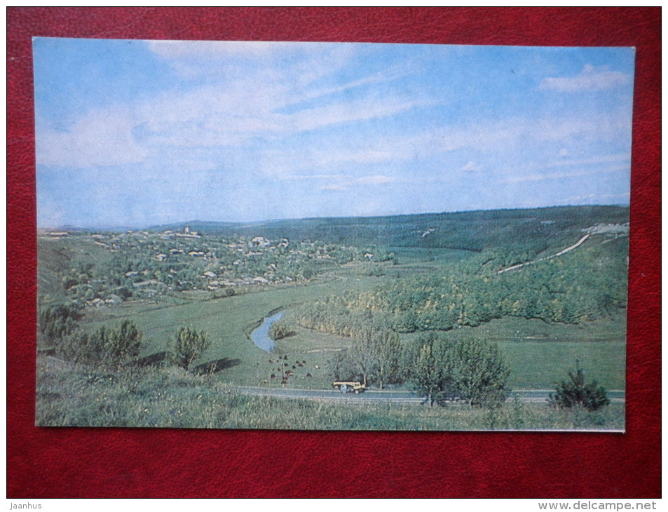 on roads in Moldova - 1985 - Moldova USSR - unused - JH Postcards