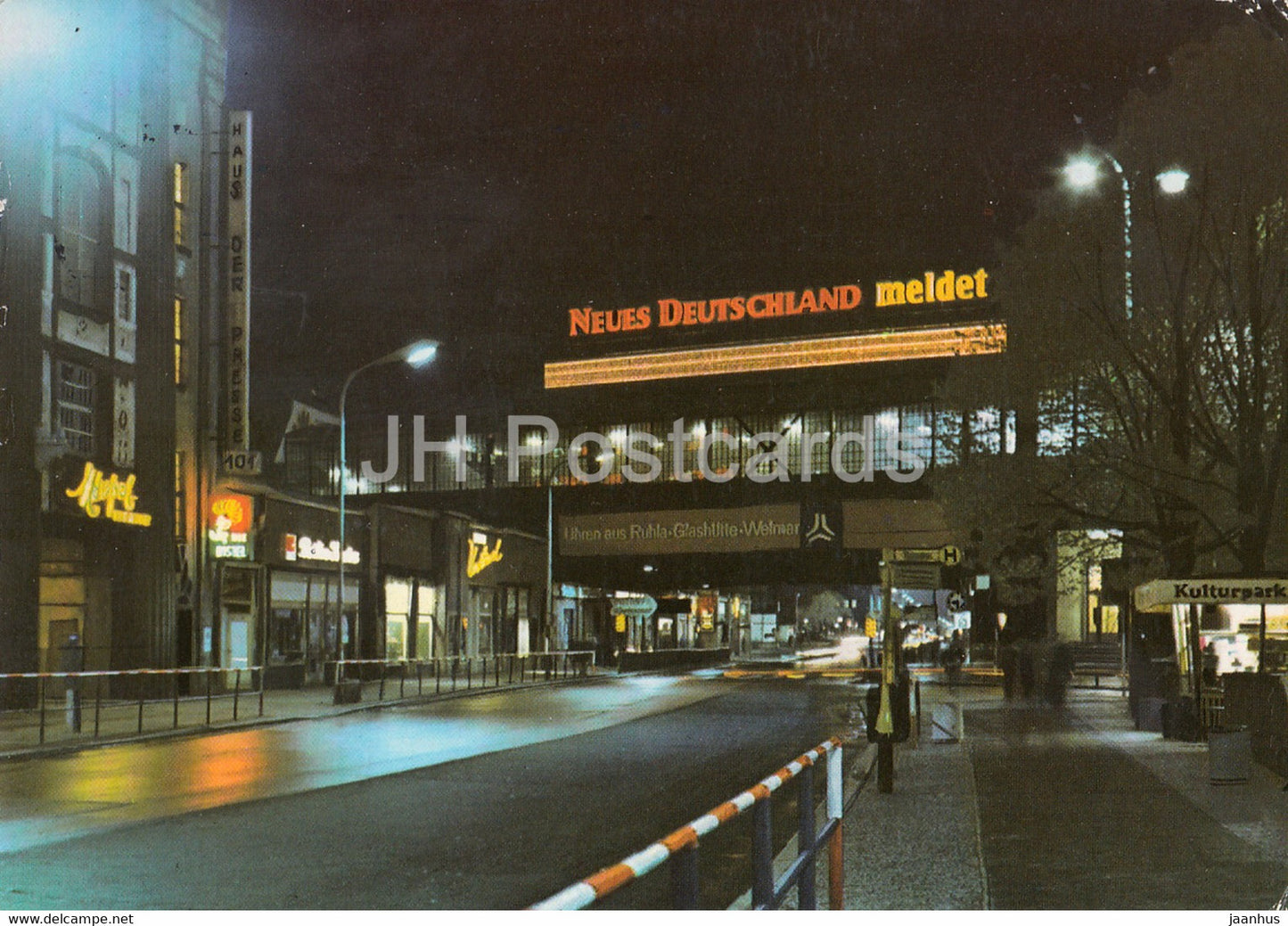 Berlin - Bahnhof Friedrichstrasse - 1979 - Germany DDR - used - JH Postcards