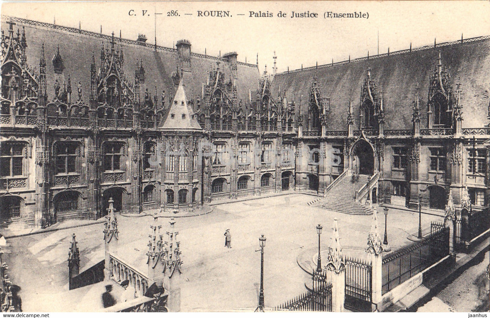 Rouen - Palais de Justice - ensemble - old postcard - France - unused - JH Postcards