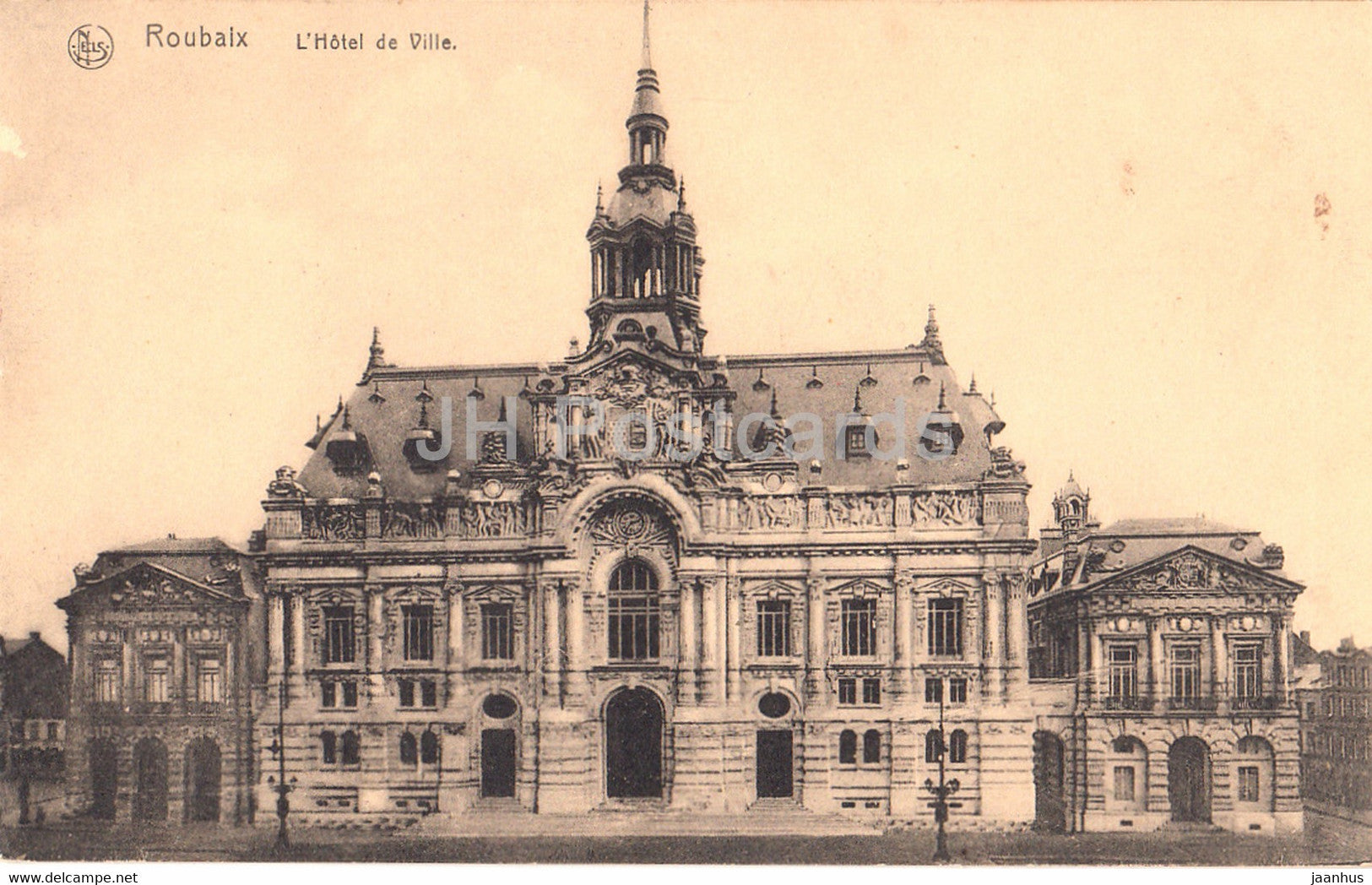 Roubaix - L'Hotel de Ville - hotel - old postcard - France - used - JH Postcards