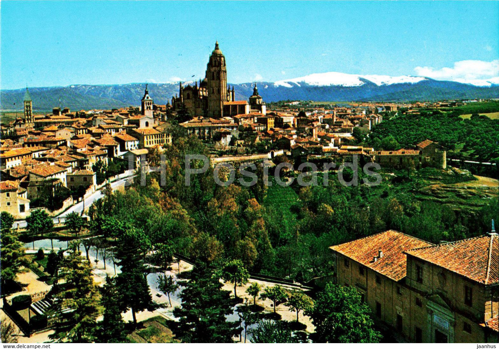 Segovia - Panoramica y Catedral - cathedral - 810 - Spain - unused - JH Postcards