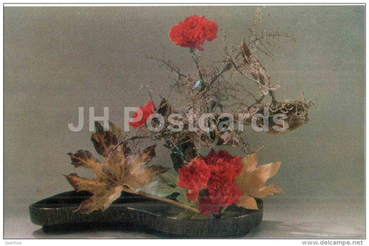 Bad Weather - red carnation - bouquet - ikebana - flowers - 1985 - Russia USSR - unused - JH Postcards
