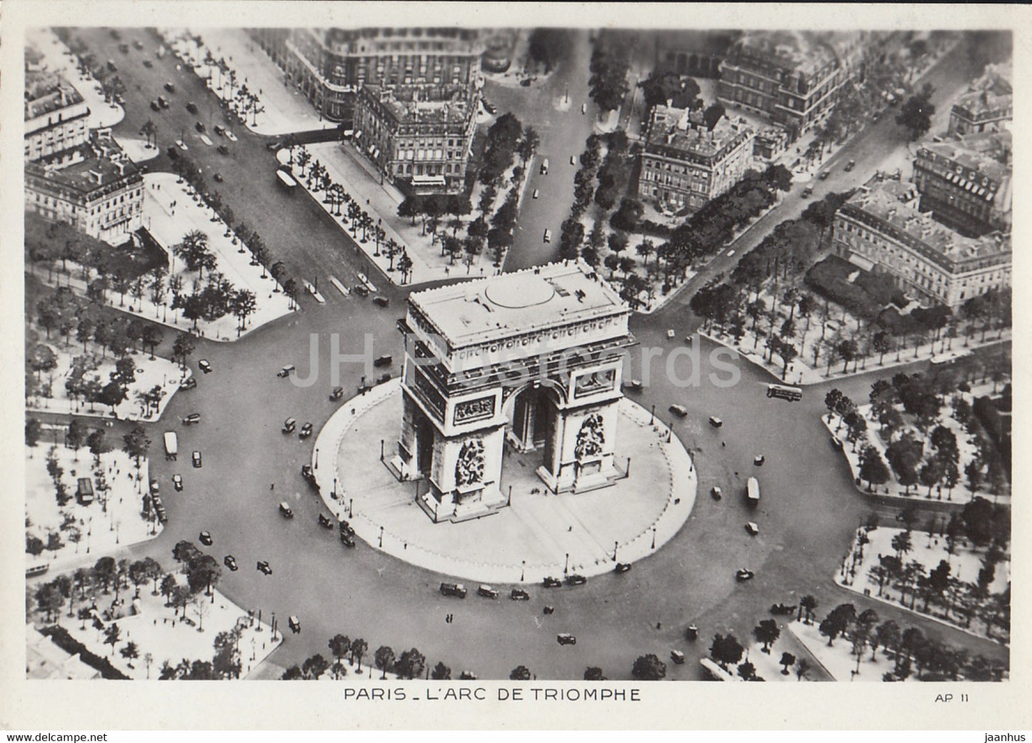 Paris - L'Arc De Triomphe - AP 11 - France - unused - JH Postcards