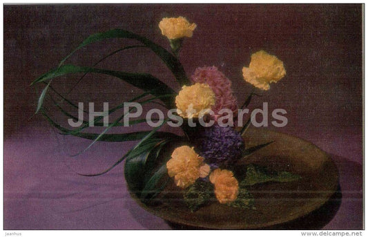 Wind Travels - yellow carnation - hyacinth - bouquet - ikebana - flowers - 1985 - Russia USSR - unused - JH Postcards