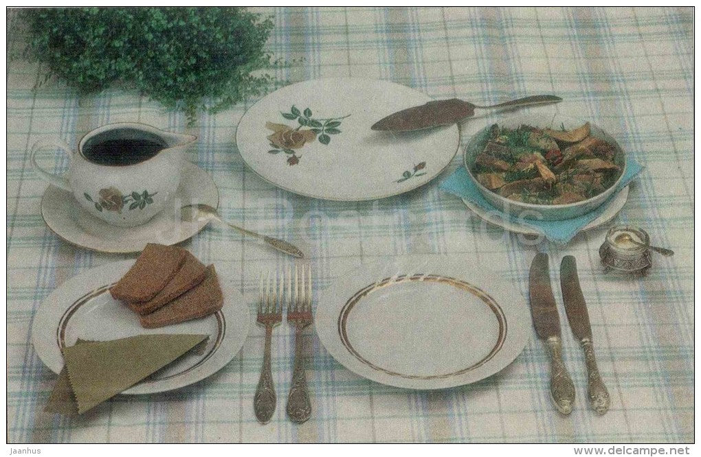 table for the main course - Table Setting - 1985 - Russia USSR - unused - JH Postcards