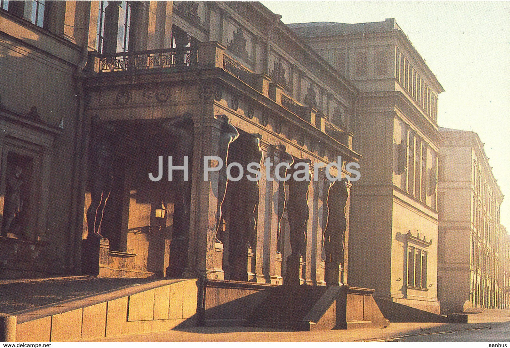 Leningrad - St Petersburg - Atlantes at the entrance to the New Hermitage - 1992 - Russia USSR - unused - JH Postcards