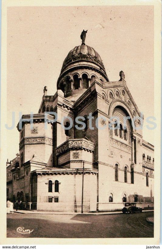 Tours - Le Parvis de la Basilique St Martin - cathedral - 65 - old postcard - France - unused - JH Postcards