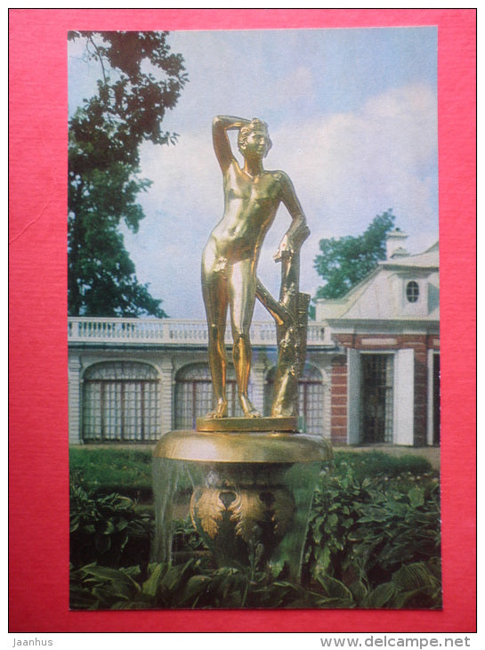 The Cloche Fountain , Apollino , 1817 - Petrodvorets - 1979 - Russia USSR - unused - JH Postcards