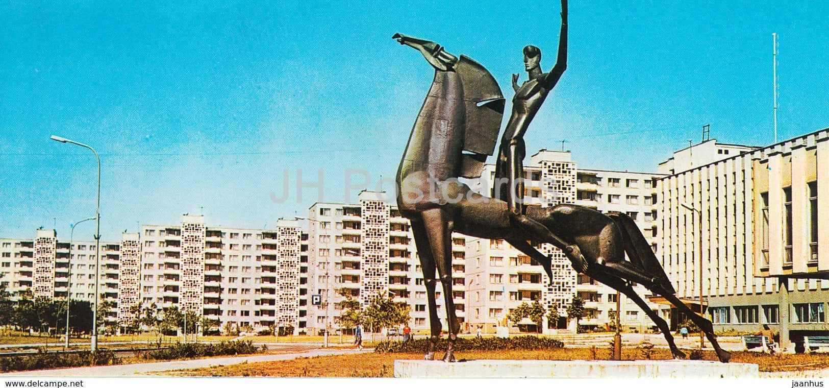 Vilnius - New Lazdynai housing development - sculpture - horse - 1978 - Lithuania USSR - unused - JH Postcards