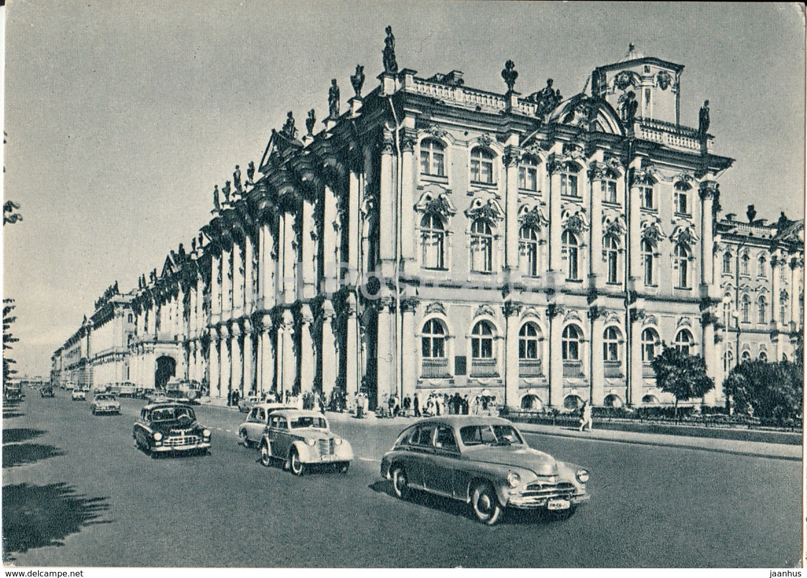 Leningrad - St. Petersburg - The State Hermitage Museum - Winter Palace - car Pobeda - 1960 - Russia USSR - unused - JH Postcards