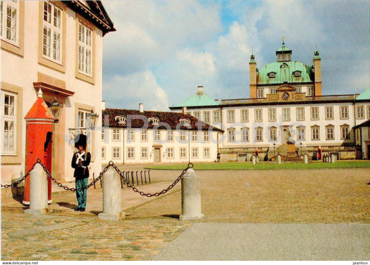 Frederiksborg Slot - castle - FRD 4 - Denmark – used – JH Postcards