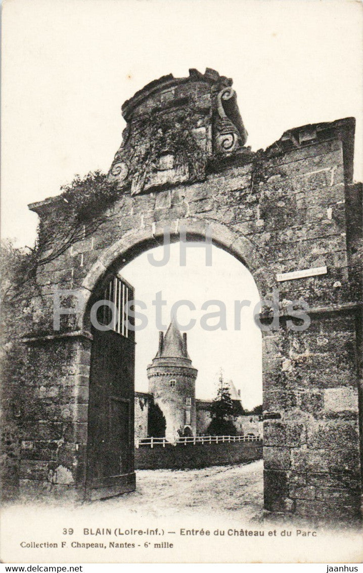 Blain - Entree du Chateau et du Parc - 39 - old postcard - France - unused - JH Postcards