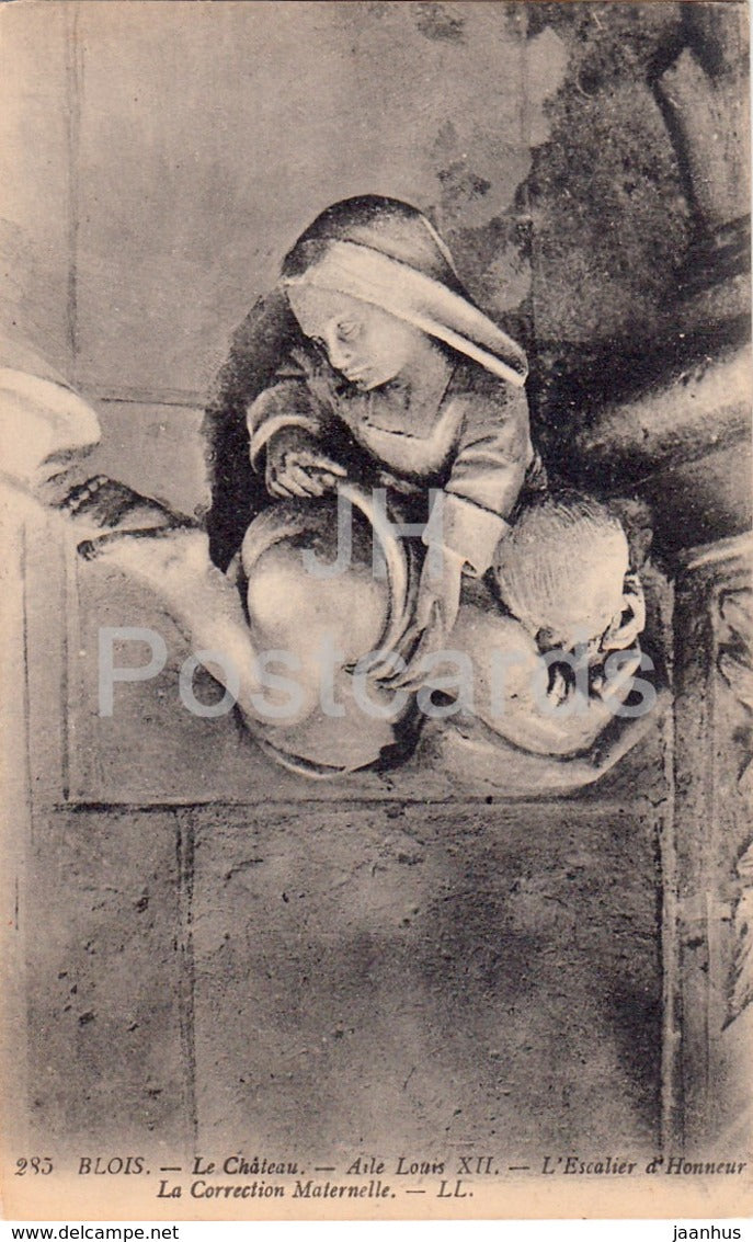 Blois -  Le Chateau - Aile Louis XII - L'Escalier d'Honneur - castle - old postcard - France - unused - JH Postcards