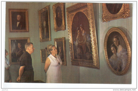in one of the halls of the Savitsky gallery - Penza - 1975 - Russia USSR - unused - JH Postcards