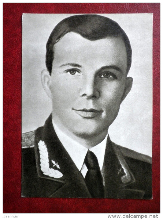 Orenburg Aviation School - after graduation - cosmonaut - Yuri Gagarin - 1969 - Russia USSR - unused - JH Postcards