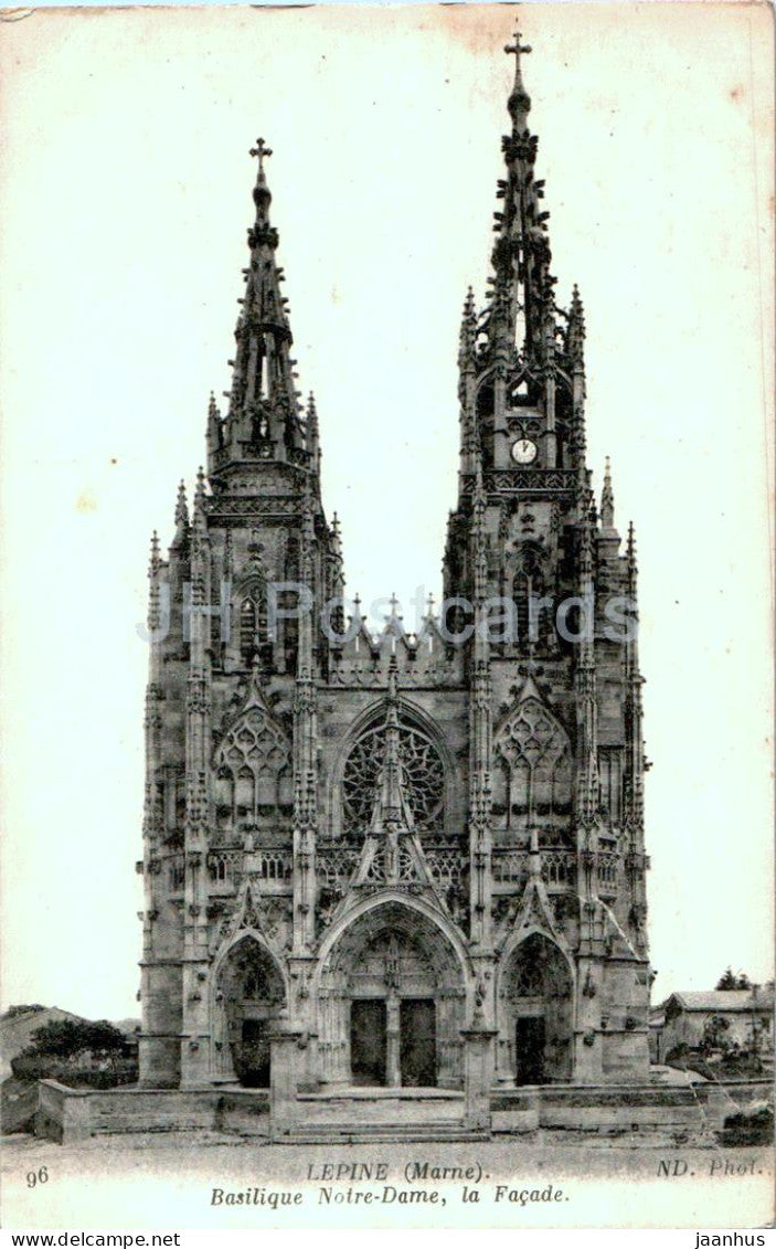 L'Epine - Basilique Notre Dame - La Facade - cathedral - 96 - old postcard - France - unused - JH Postcards