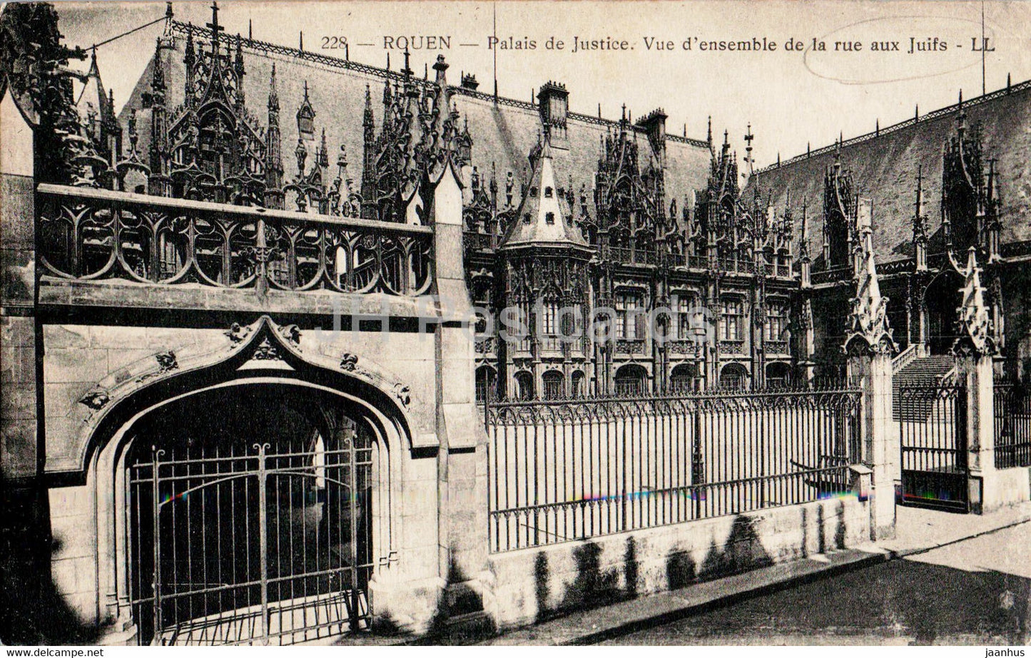 Rouen - Palais de Justice - Vue d'ensemble de la rue aux Juifs - 228 - old postcard - France - unused - JH Postcards