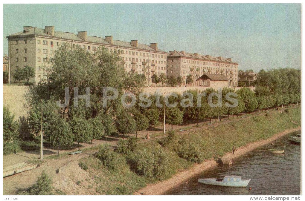embankment of Velikaya river - boat - Pskov - 1973 - Russia USSR - unused - JH Postcards