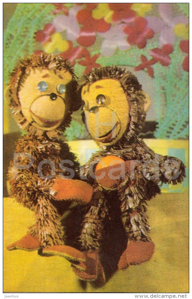 staging Vembu and Tembu - monkeys - teddybear - puppet - Estonian Puppetry performances - 1972 - Estonia USSR - unused - JH Postcards