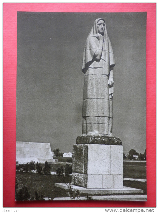 sculpture by G. Jokubonis - Monument to victims of PirÄiupiai - Monumental Sculpture - 1961 - Lithuania USSR - unused - JH Postcards