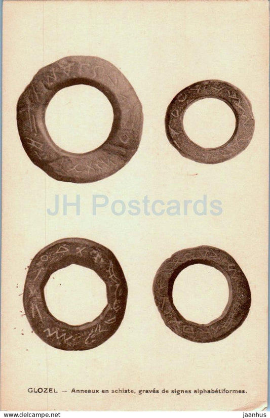 Glozel - Anneaux en schiste - graves de signes alphabettiformes - old postcard - France - unused - JH Postcards