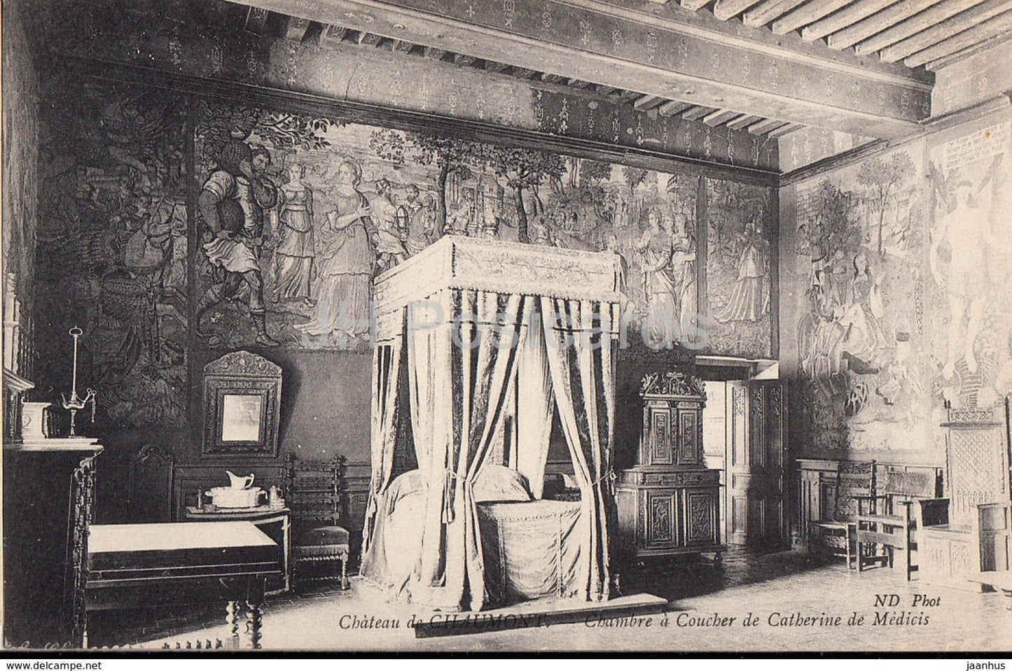Chateau de Chaumont - Chambre a coucher de Catherine de Medicis - castle - old postcard - France - unused
