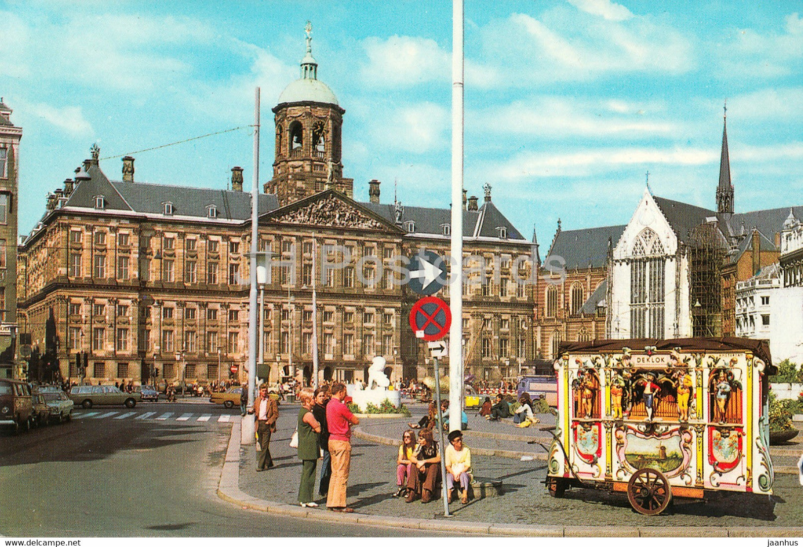 Amsterdam - The Royal Palace dominating the Dam Square - Netherlands - unused - JH Postcards