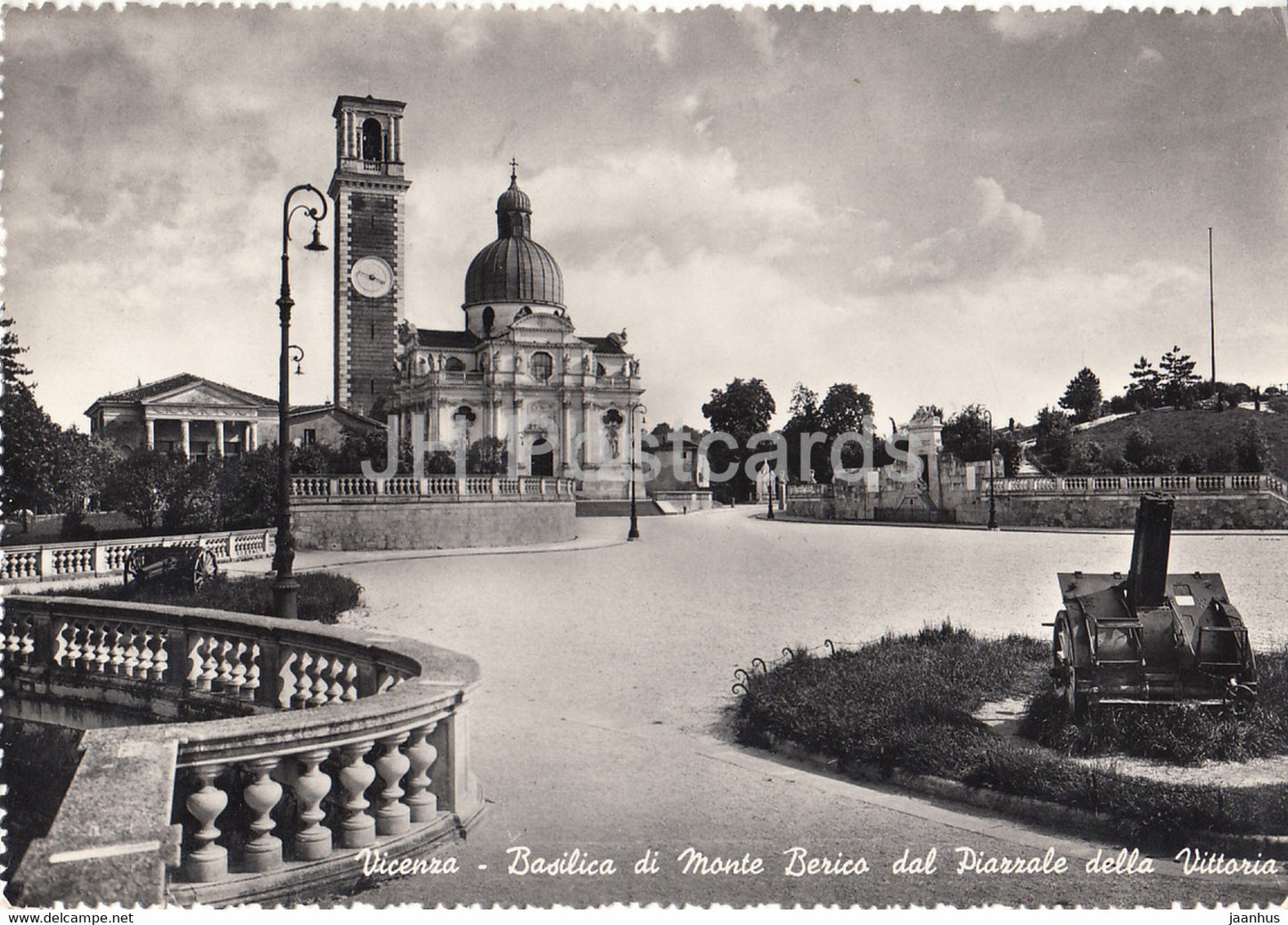 Vicenza - Basilica di Monte Berico dal Piazzale della Vittoria - cannon - old postcard - 1957 - Italy - used - JH Postcards