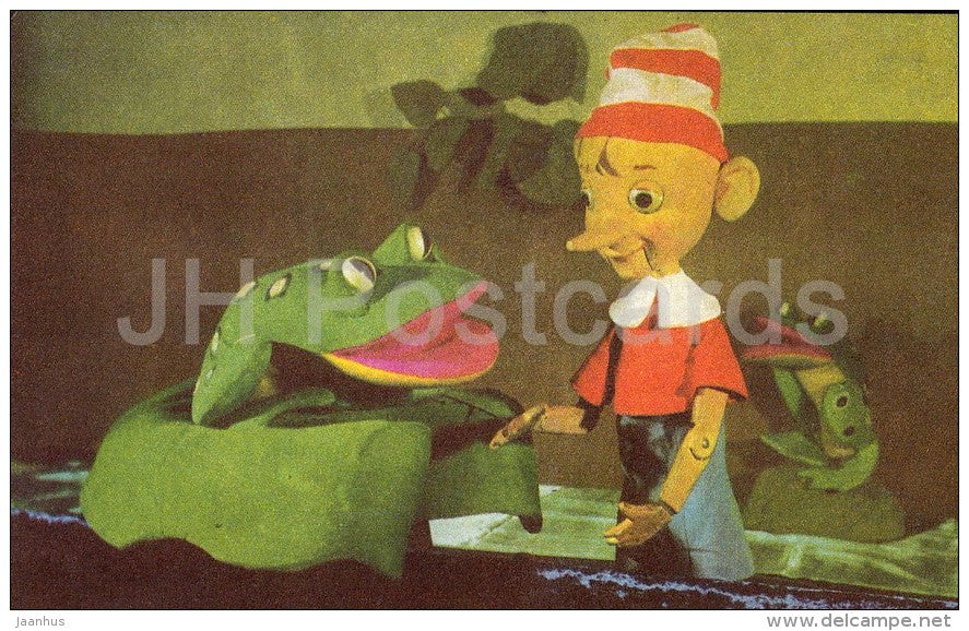 staging Golden Key - Buratino - Pinocchio - frog  puppet - Estonian Puppetry performances - 1972 - Estonia USSR - unused - JH Postcards