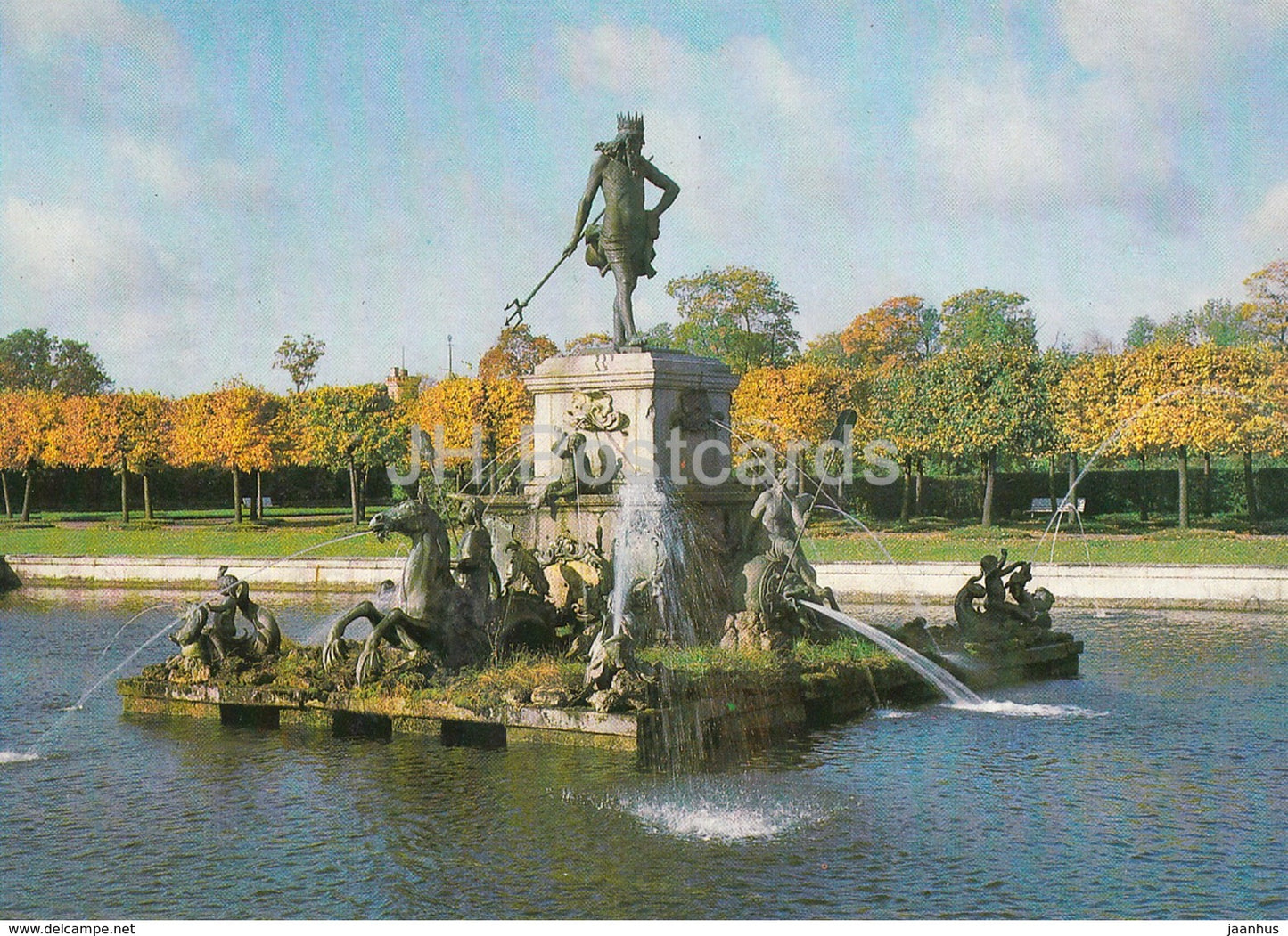 Petrodvorets - The Neptune Fountain - fountains - 1983 - Russia USSR - unused - JH Postcards