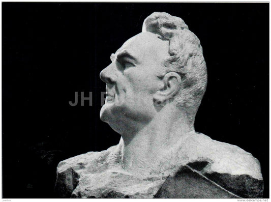 sculpture by S. Konenkov - Russian opera singer Feodor Chaliapin , 1930 - russian art - 1965 - Russia USSR - unused - JH Postcards