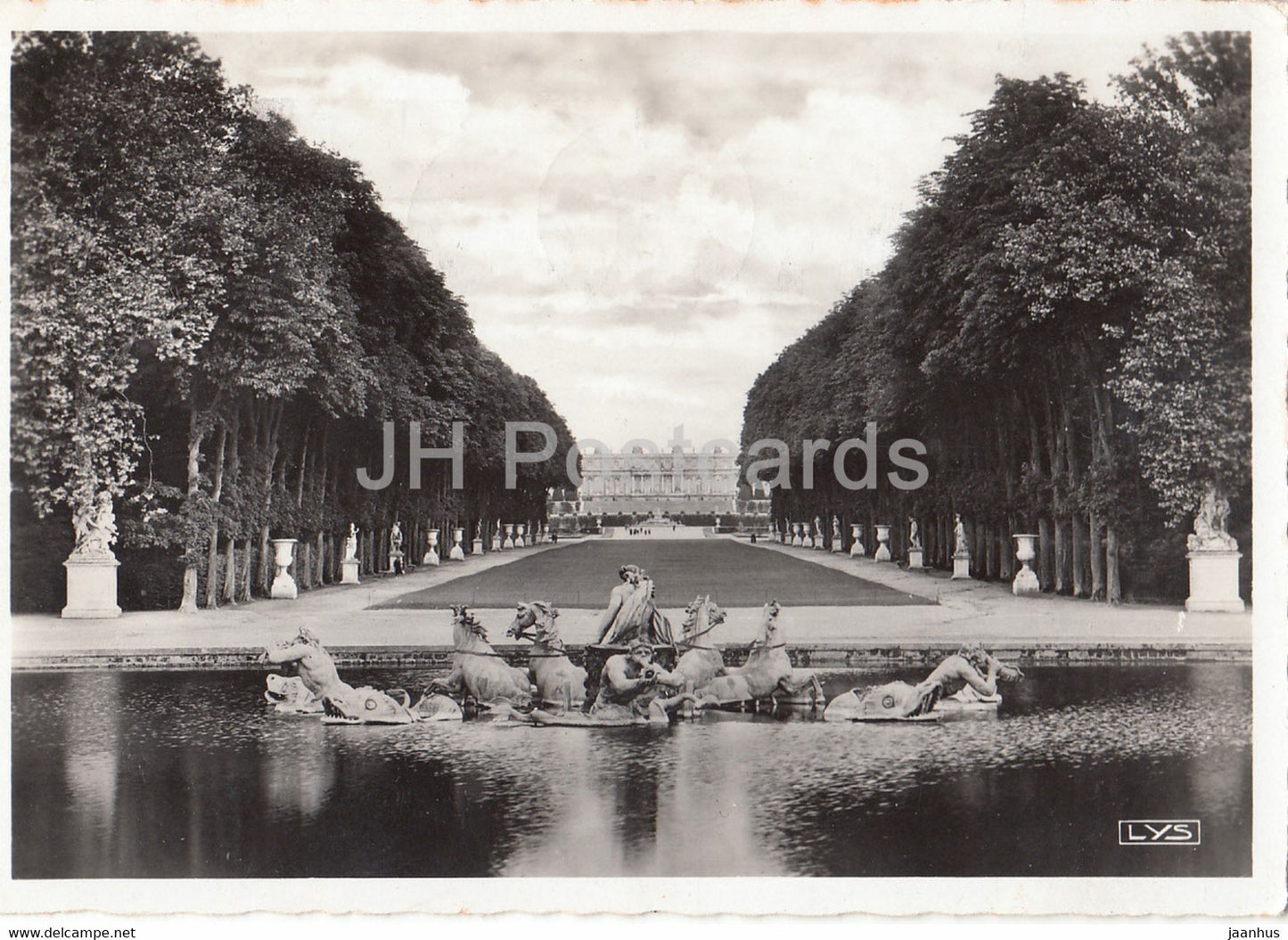 Versailles - Allee Royale et Bassin d'Appolon - The Park - Royal Avenue - old postcard - 1948 - France - used - JH Postcards
