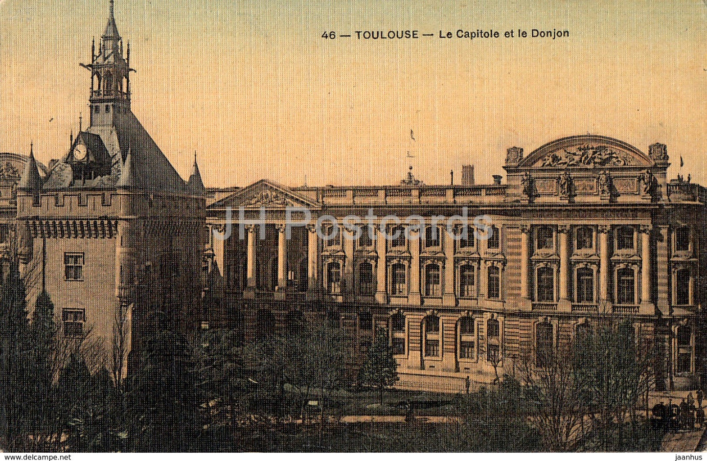 Toulouse - Le Capitole et le Donjon - 46 - old postcard - France - unused - JH Postcards