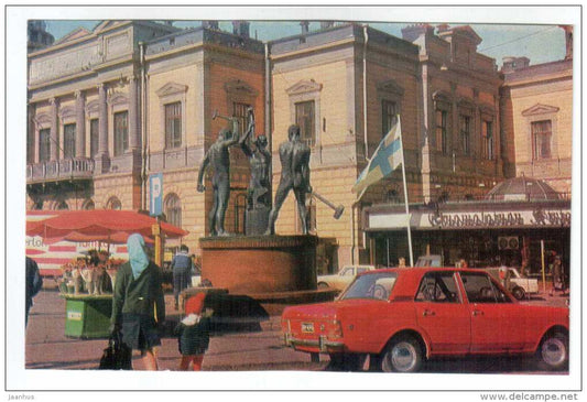 sculpture Three Smiths - car - Helsinki - 1971 - Finland - unused - JH Postcards